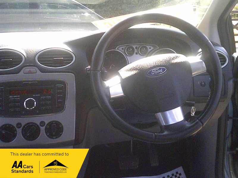 Ford Focus Hatchback 2.5 Blue #24