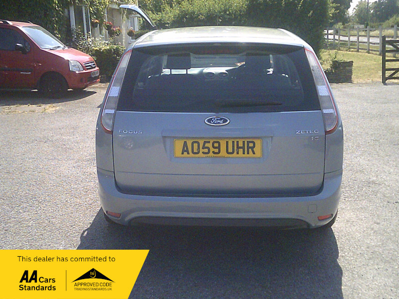 Ford Focus Hatchback 2.5 Blue #13