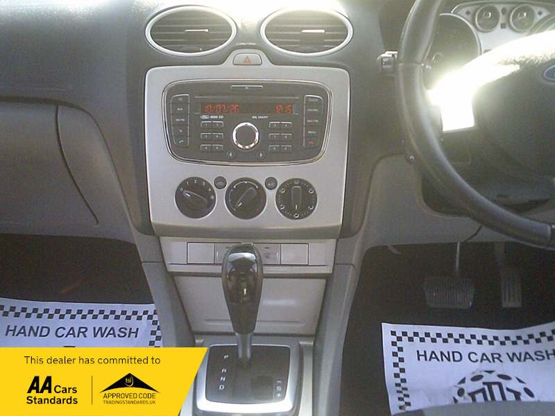 Ford Focus Hatchback 2.5 Blue #25