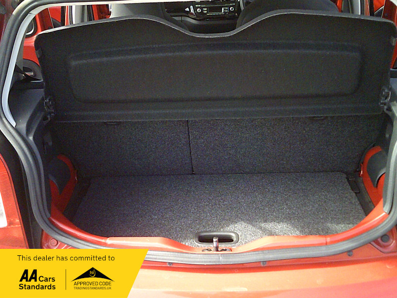 Volkswagen Up 1.0 Move Black #15