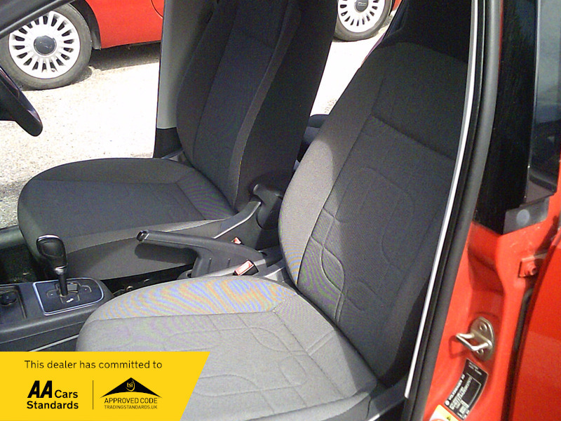 Volkswagen Up 1.0 Move Black #25