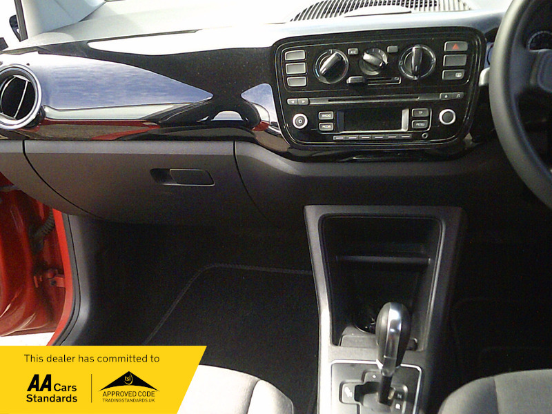 Volkswagen Up 1.0 Move Black #21