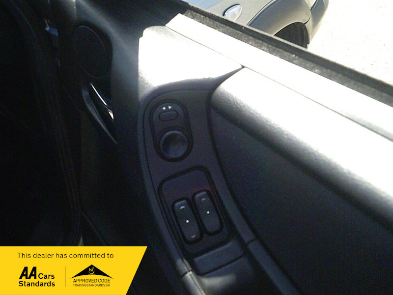 Vauxhall Zafira Design Silver #19