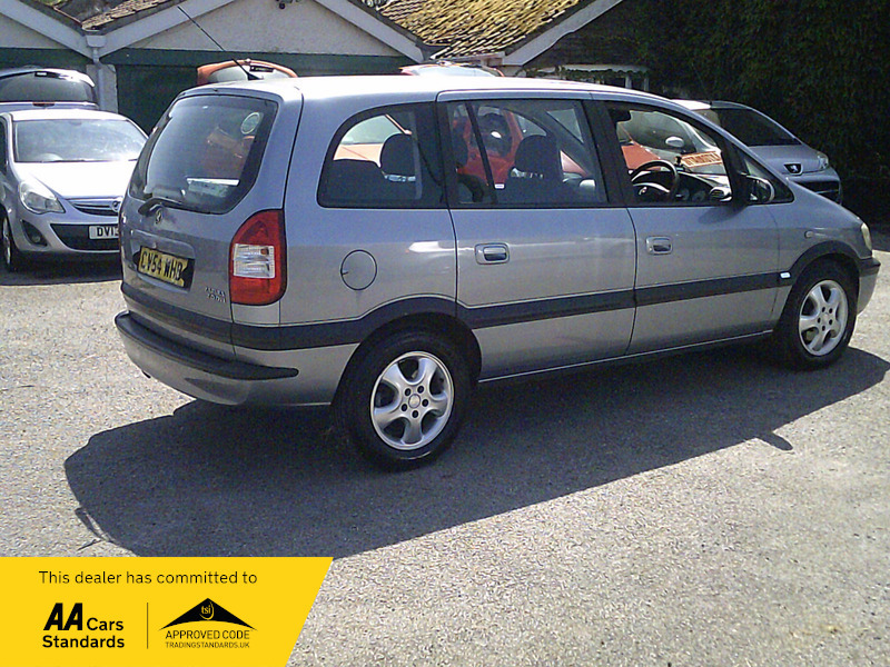 Vauxhall Zafira Design Silver #12