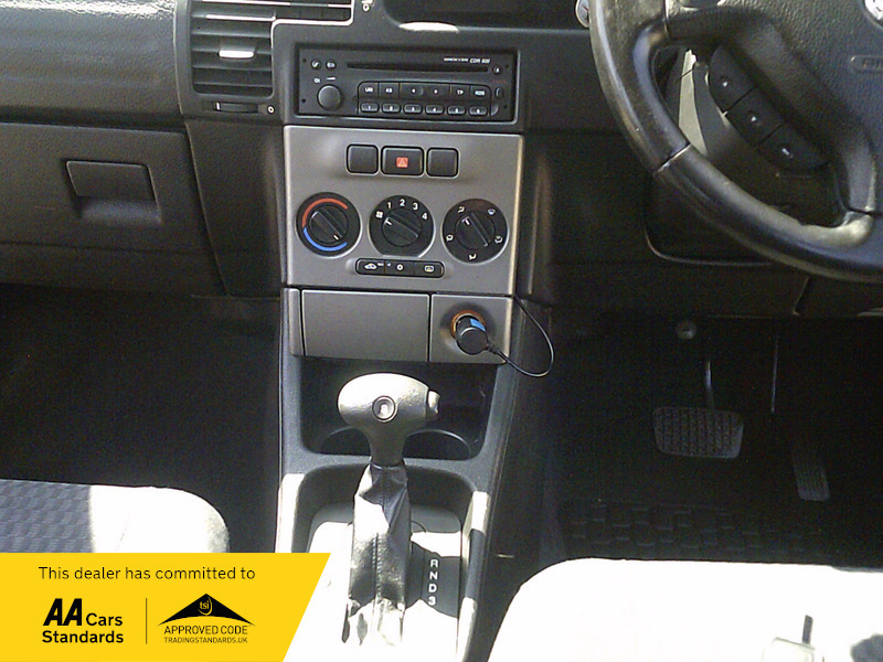 Vauxhall Zafira Design Silver #20
