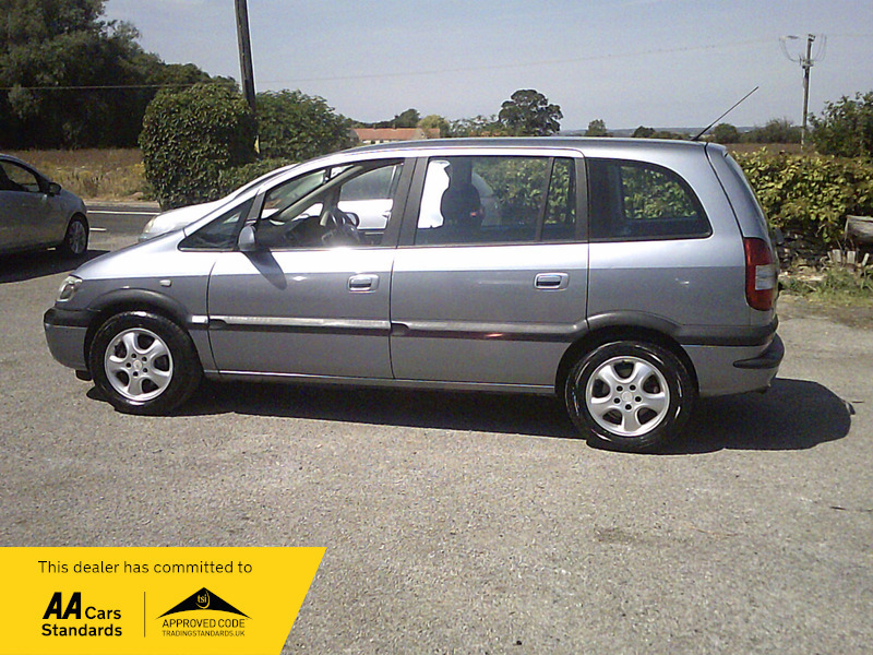 Vauxhall Zafira Design Silver #7