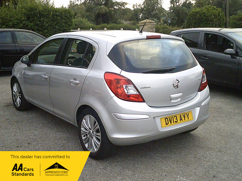 Vauxhall Corsa 1.4 16V Sxi Euro 5 Red #8