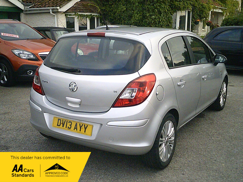 Vauxhall Corsa 1.4 16V Sxi Euro 5 Red #11