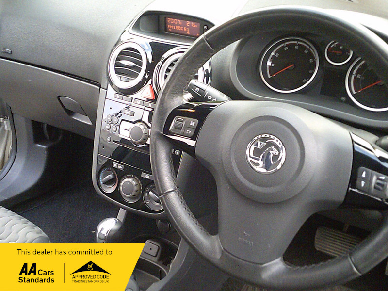 Vauxhall Corsa 1.4 16V Sxi Euro 5 Red #16