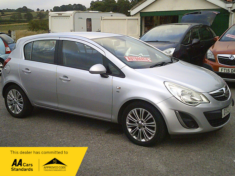 Vauxhall Corsa 1.4 16V Sxi Euro 5 Red #13