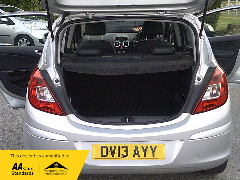Vauxhall Corsa 1.4 16V Sxi Euro 5 Red #23