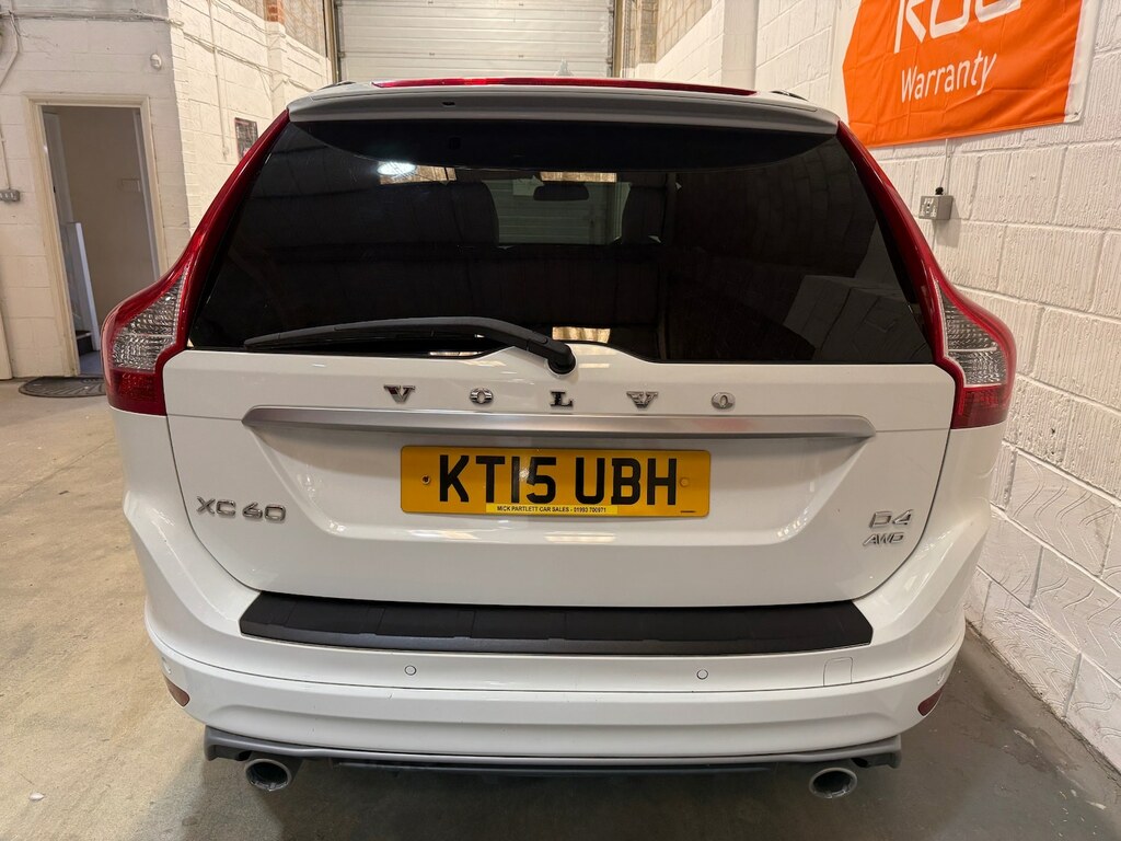 Volvo XC60 D4 190 R Design Nav Awd White #4