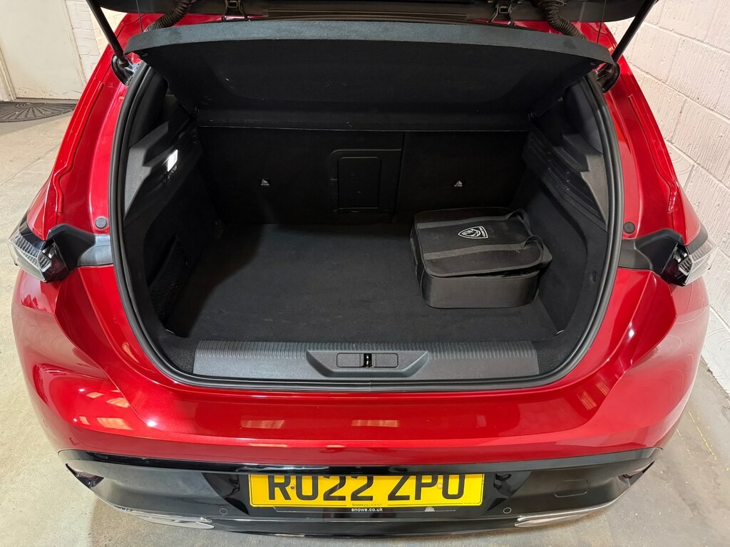 Peugeot 308 1.2 Puretech Allure Premium Eat8 White #8