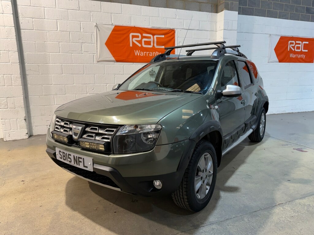 Dacia Duster 2015 15 Laureate Silver #1