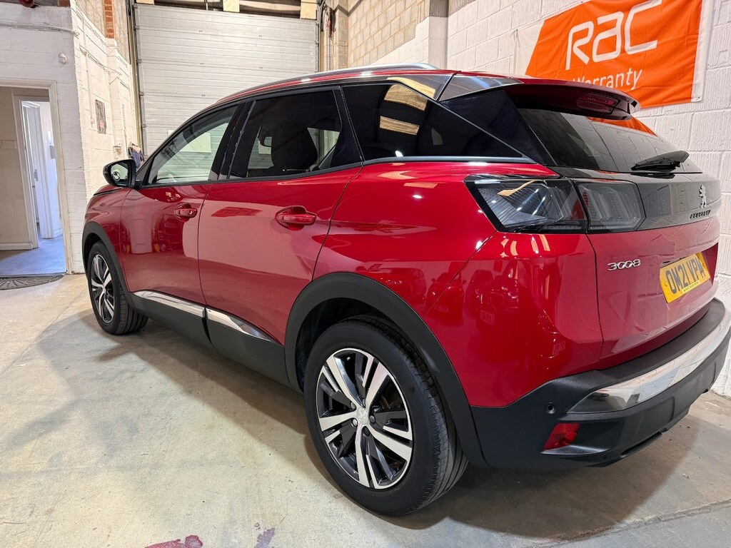 Peugeot 3008 1.2 Puretech Allure Premium Eat8 OM21VPM Red #3