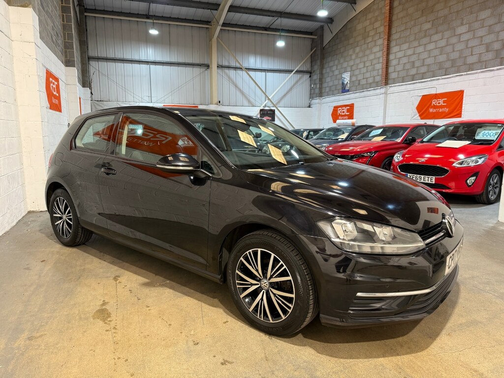 Volkswagen Golf 1.0 Tsi 110 Se Nav Black #4