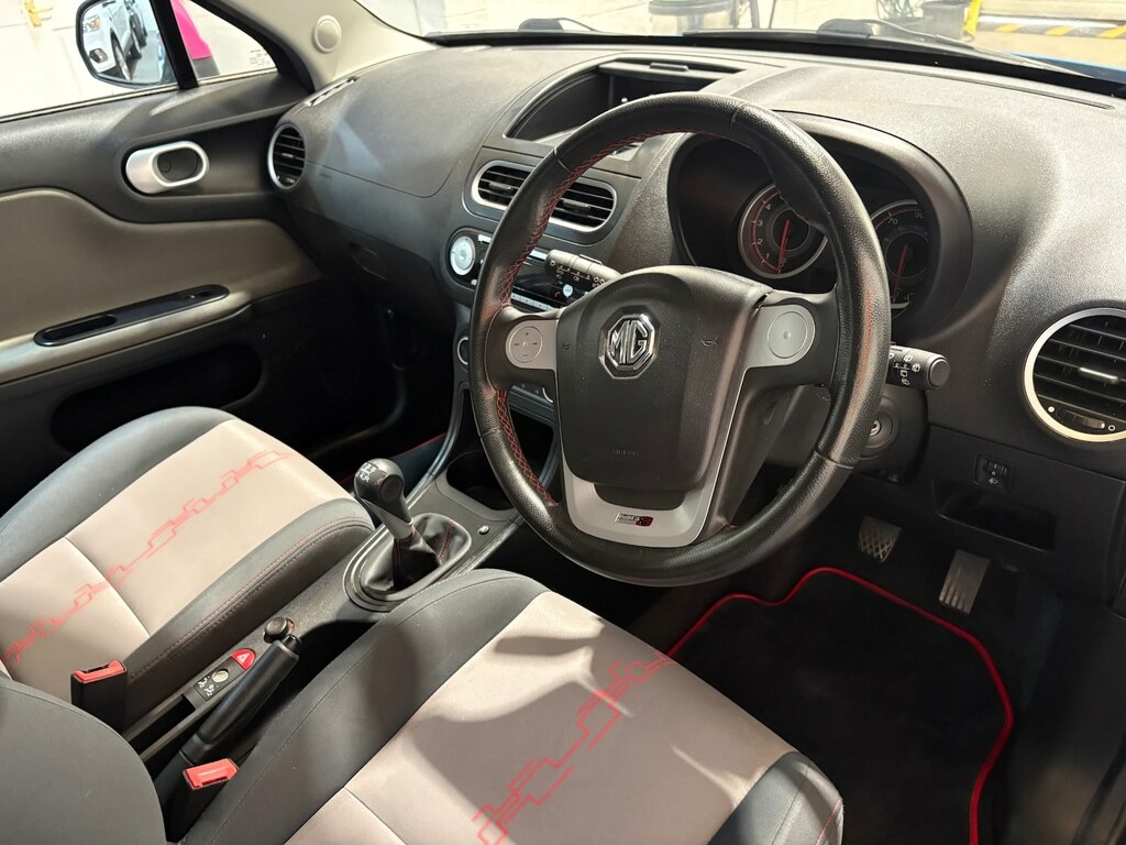 MG MG3 1.5 Vti-tech 3Form Sport Euro 5 Black #9