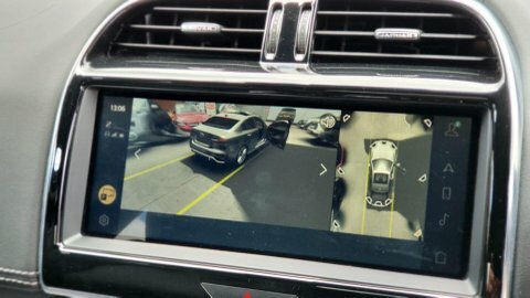 Jaguar XE R-dynamic Black Mhev SG21PRA Blue #2