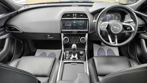 Jaguar XE R-dynamic Black Mhev SG21PRA Blue #3