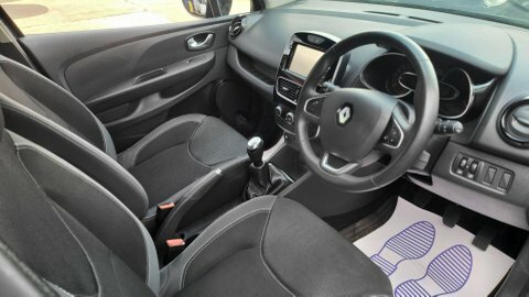 Renault Clio Dynamique Nav HK17BXF #2