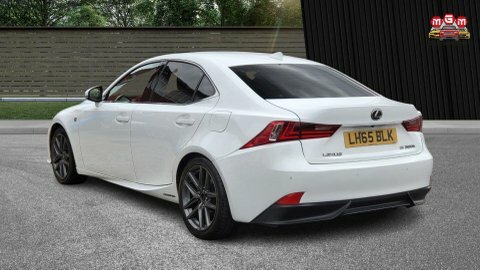 Lexus IS 300H F Sport White #5