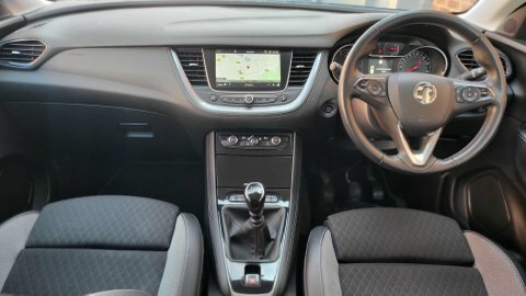 Vauxhall Grandland X Griffin #2