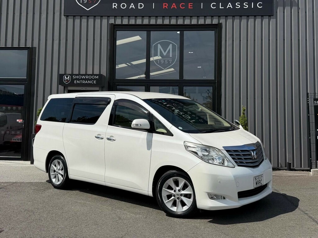 Toyota Alphard 2.4 240G 7 Seater White