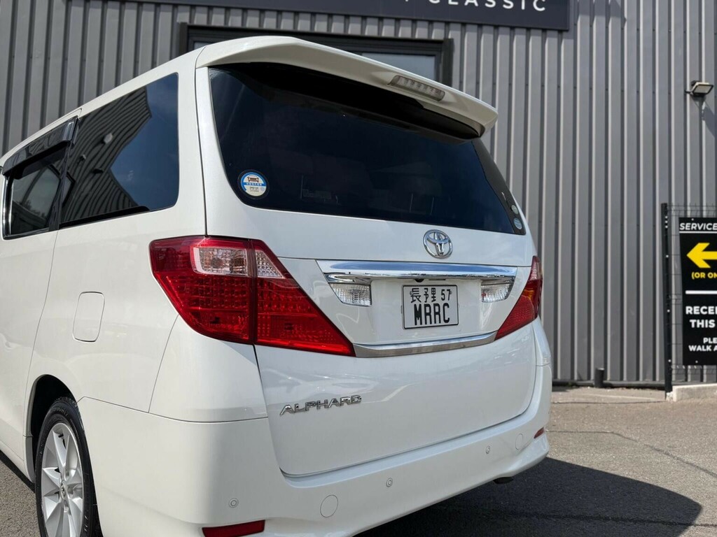 Toyota Alphard 2.4 240G 7 Seater White #5