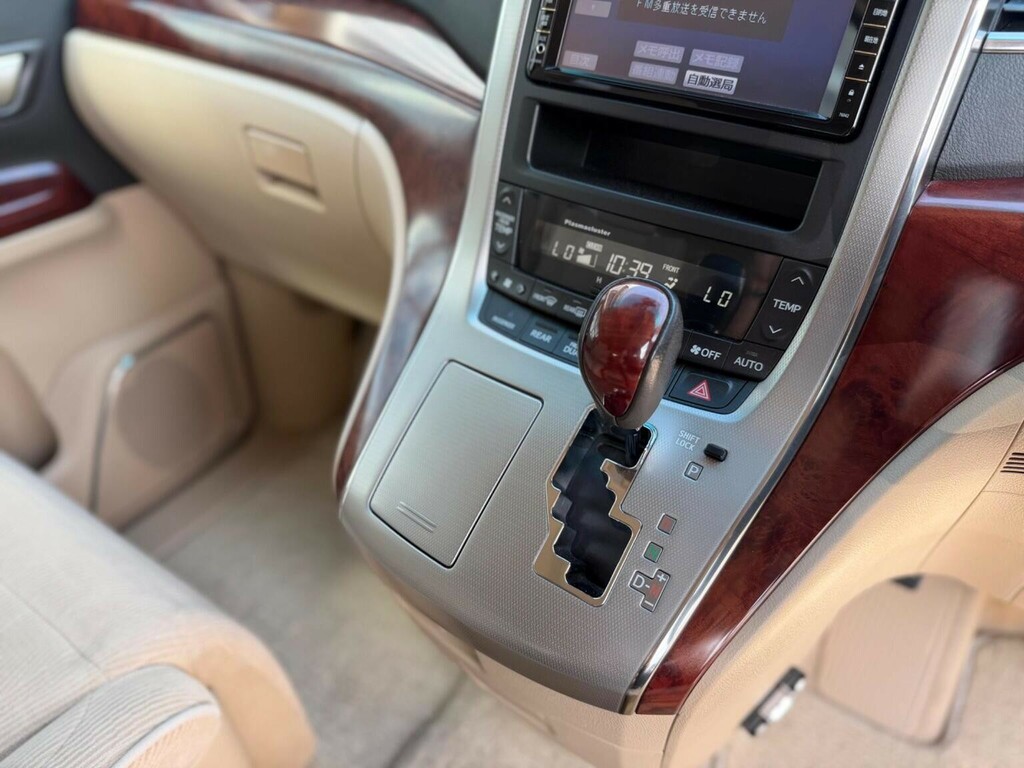 Toyota Alphard Welcab 3.5I 4Wd Deposit Taken White #85