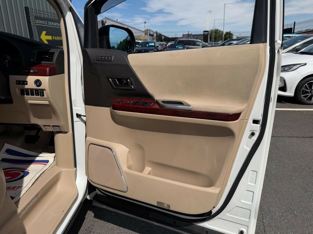 Toyota Alphard Welcab 3.5I 4Wd Deposit Taken White #32
