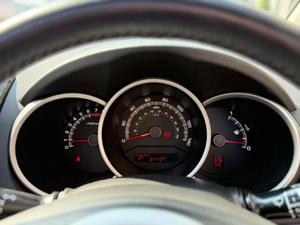 Kia Venga 3 Automatic Grey #70