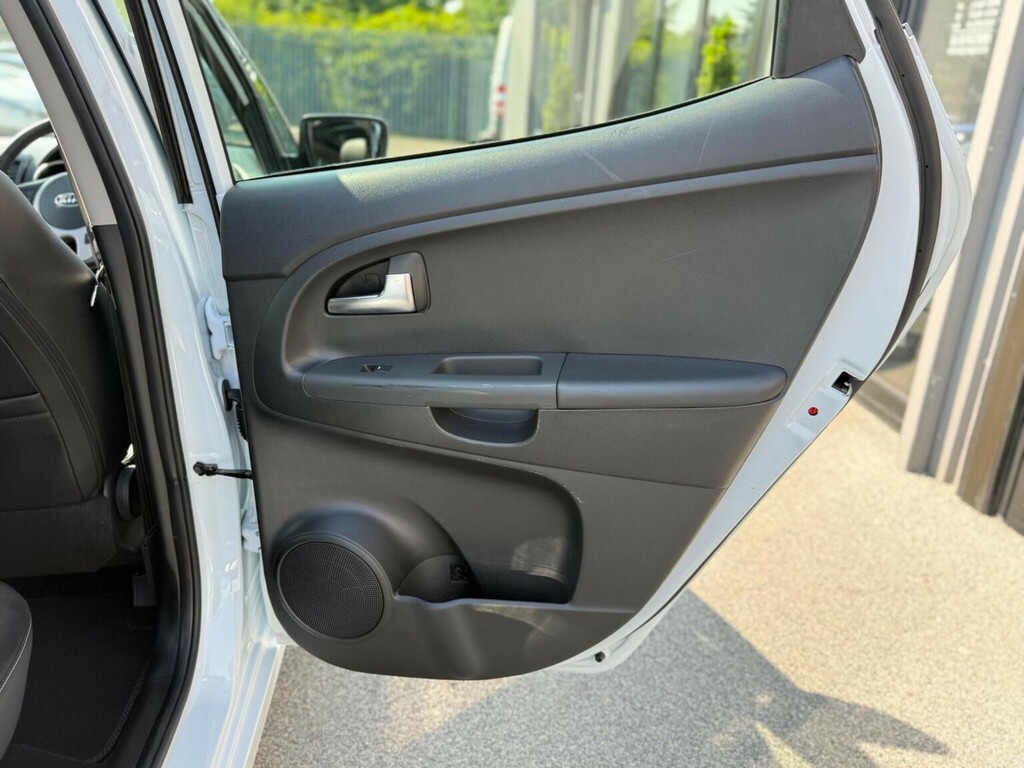 Kia Venga 3 Automatic Grey #23