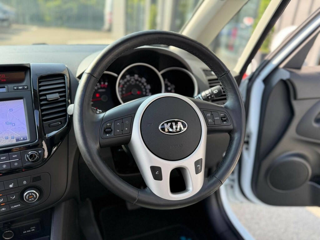Kia Venga 3 Automatic Grey #62