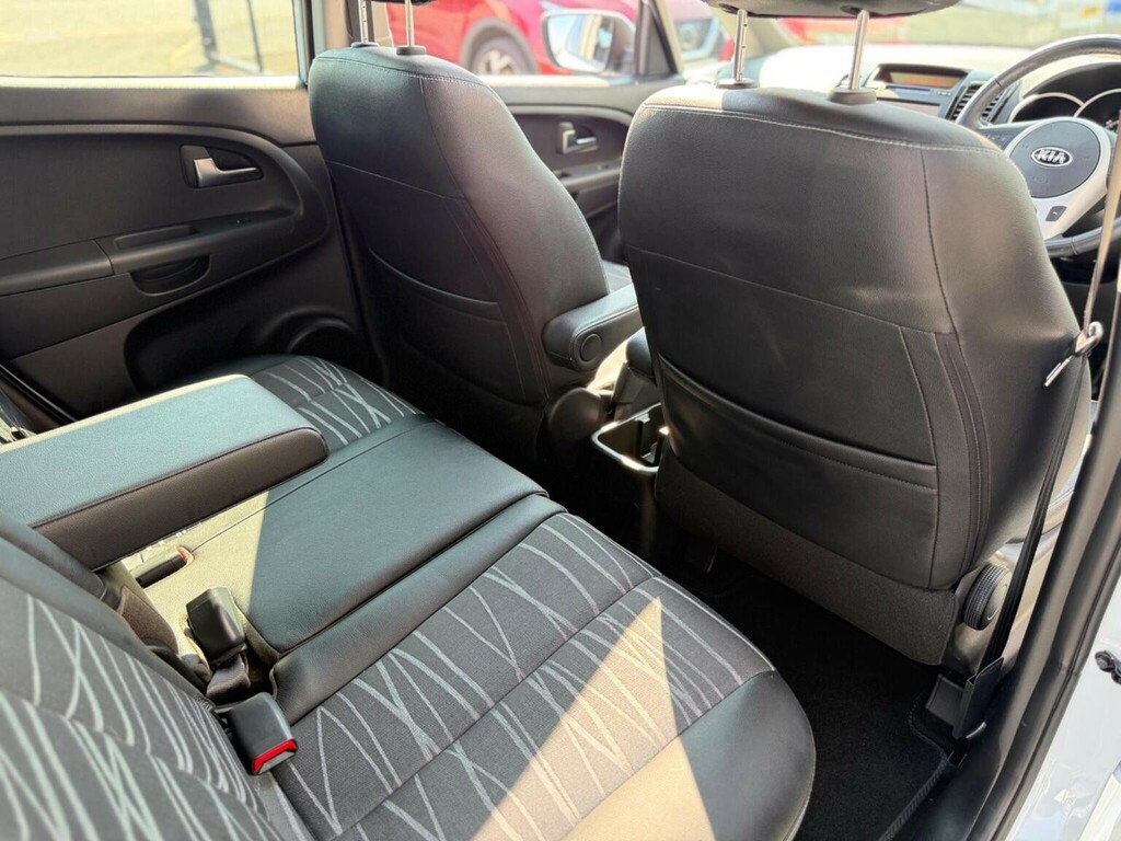 Kia Venga 3 Automatic Grey #51