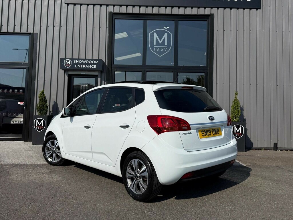 Kia Venga 1.6 4 Euro 6 White #3