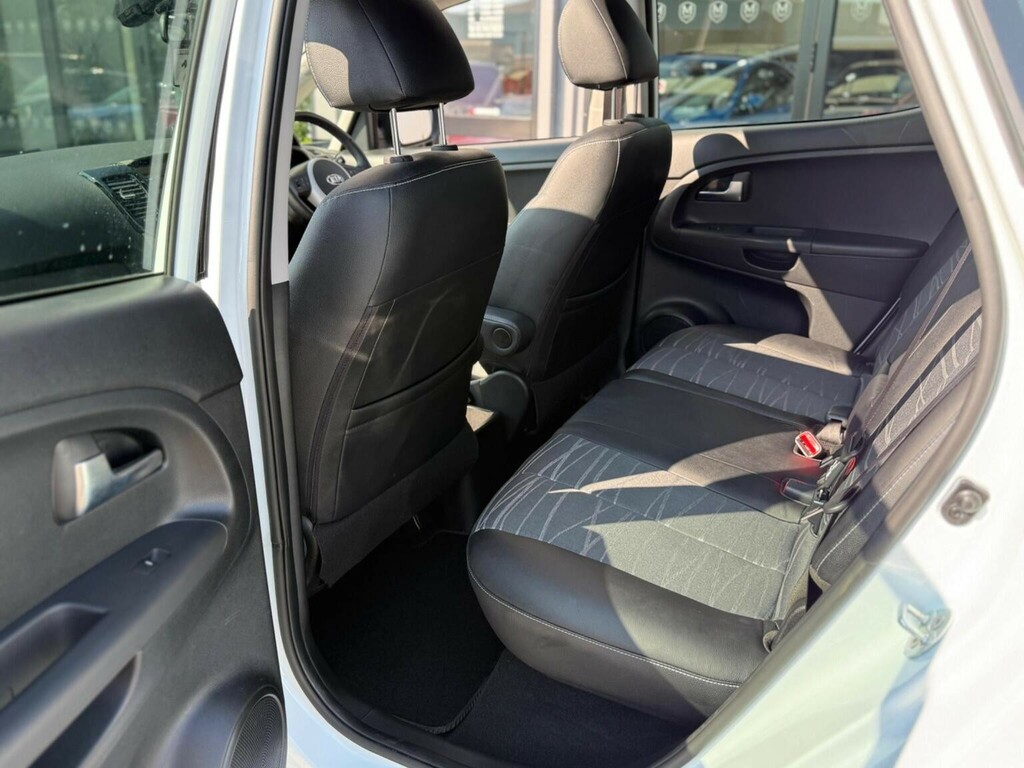 Kia Venga 3 Automatic Grey #54
