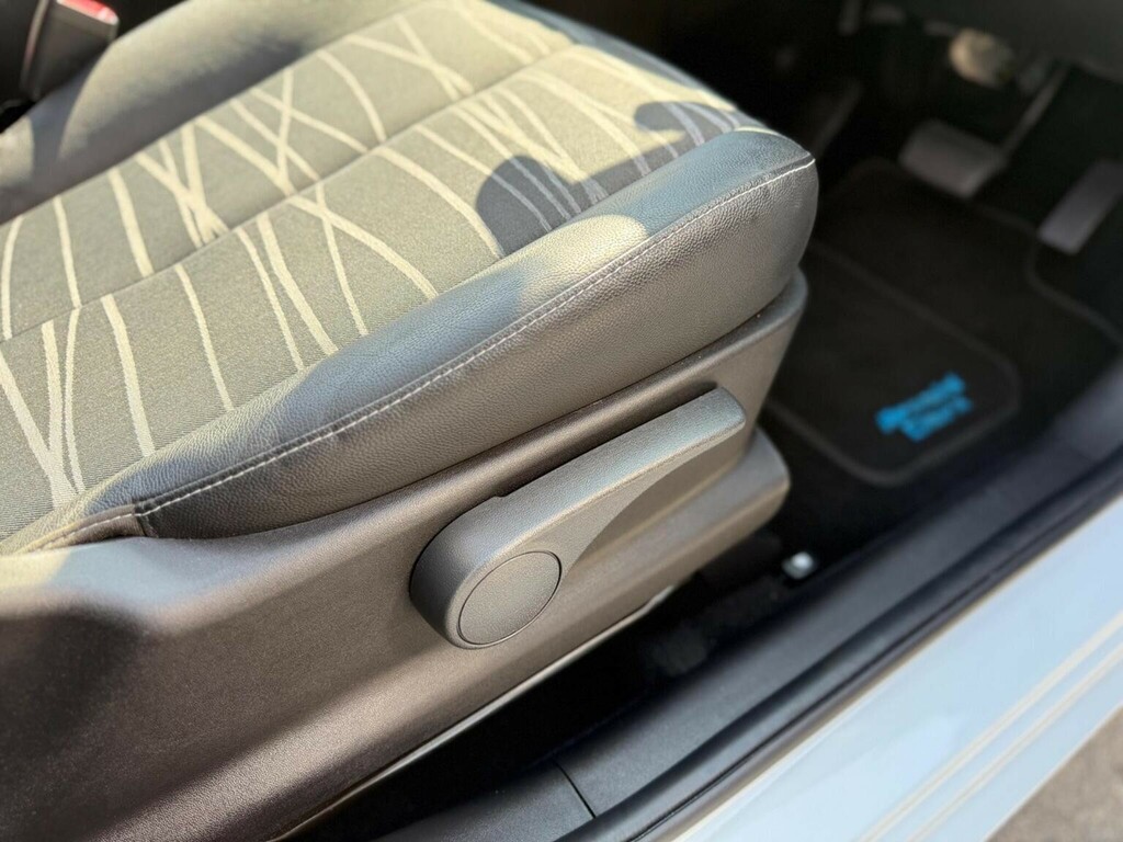 Kia Venga 3 Automatic Grey #40