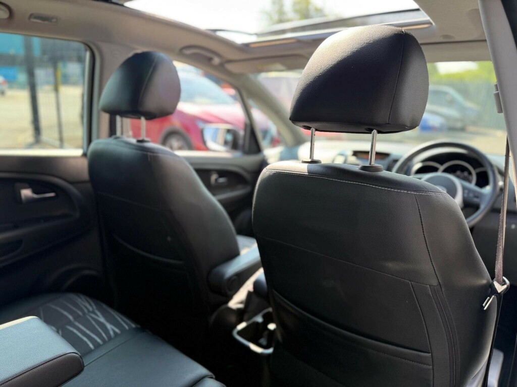Kia Venga 3 Automatic Grey #52