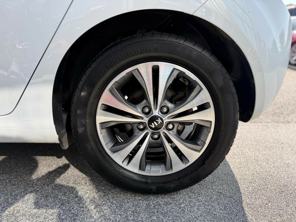 Kia Venga 3 Automatic Grey #17