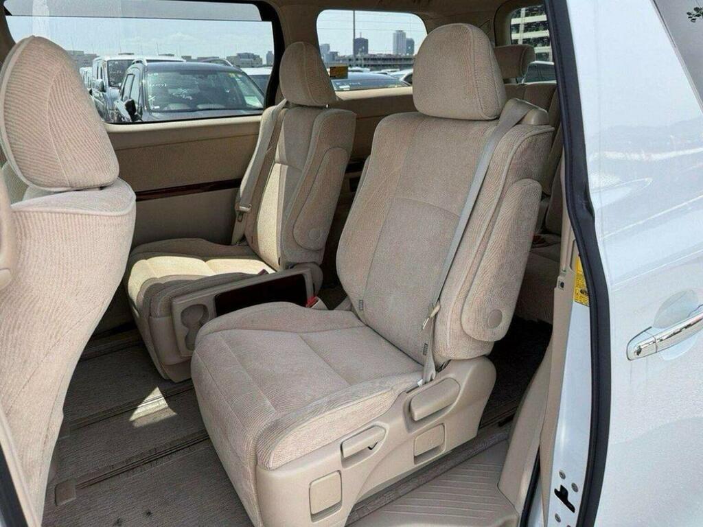 Toyota Alphard 240Z Platinum Edition 2.4 White #17