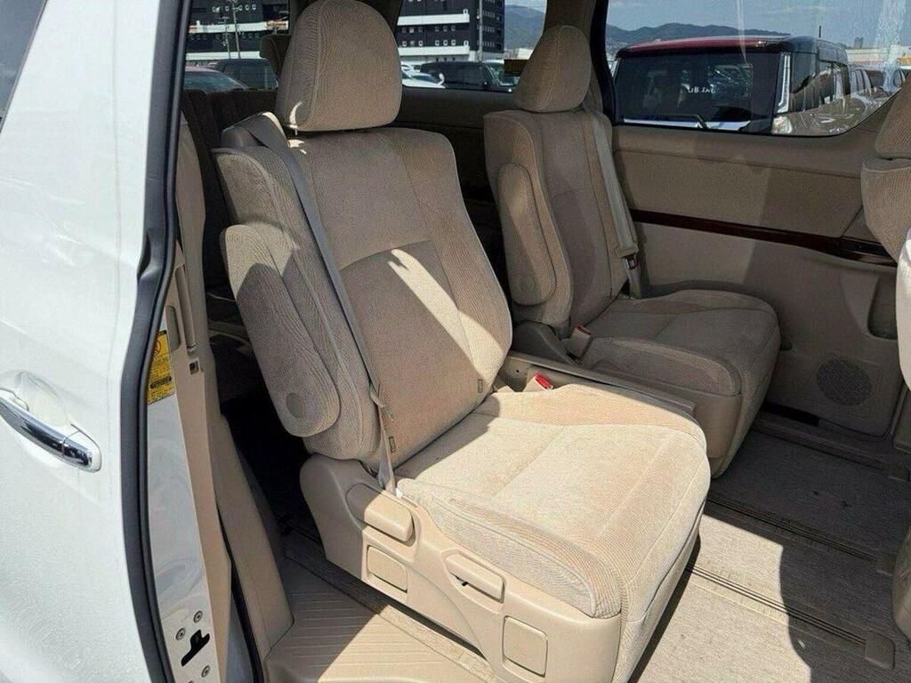 Toyota Alphard 240Z Platinum Edition 2.4 White #16