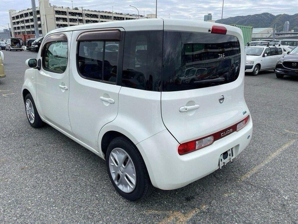Nissan Cube 1.5 15X V Selection Cvt White #3