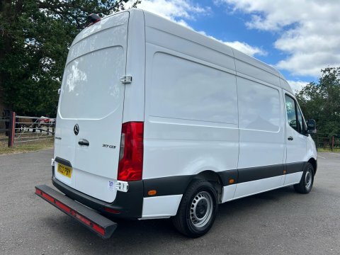 Mercedes-Benz Sprinter 2.0 317 Cdi KR22PBY White #4