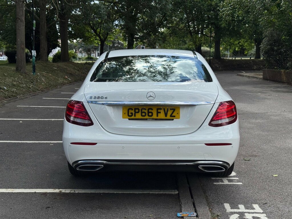 Mercedes-Benz E Class 2.0 E220d Se G-tronic Euro 6 Ss GP66FVZ White #5