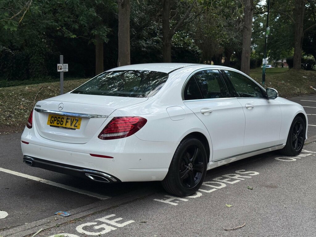 Mercedes-Benz E Class 2.0 E220d Se G-tronic Euro 6 Ss GP66FVZ White #4
