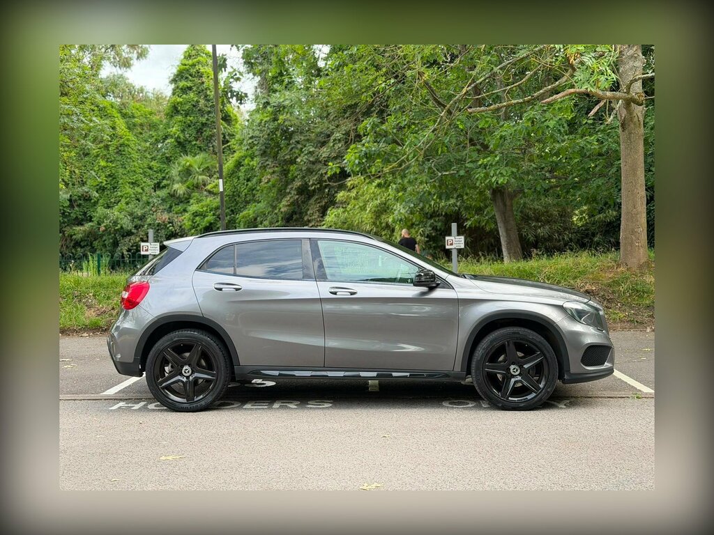 Mercedes-Benz GLA Class 2.1 Gla200d Amg Line 7G-dct Euro 6 Ss Grey #2