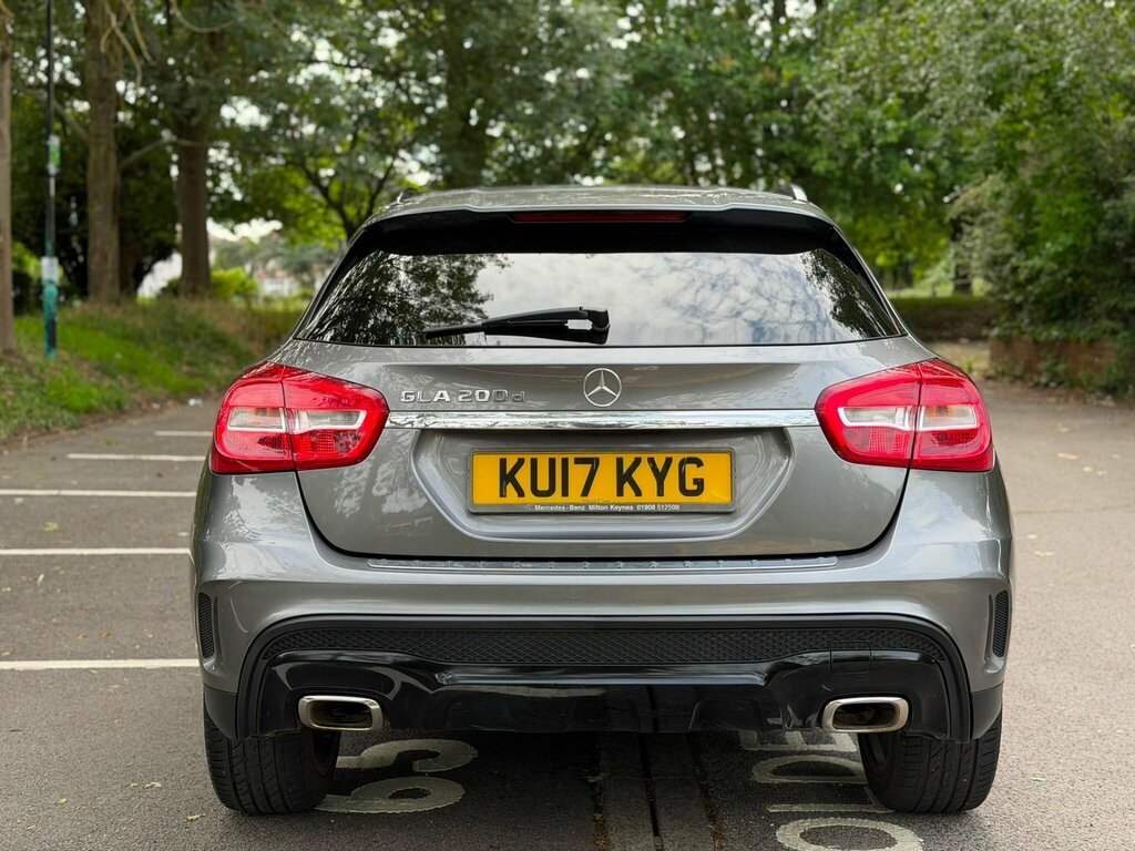 Mercedes-Benz GLA Class 2.1 Gla200d Amg Line 7G-dct Euro 6 Ss Grey #4