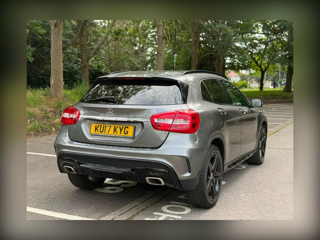 Mercedes-Benz GLA Class 2.1 Gla200d Amg Line 7G-dct Euro 6 Ss Grey #3
