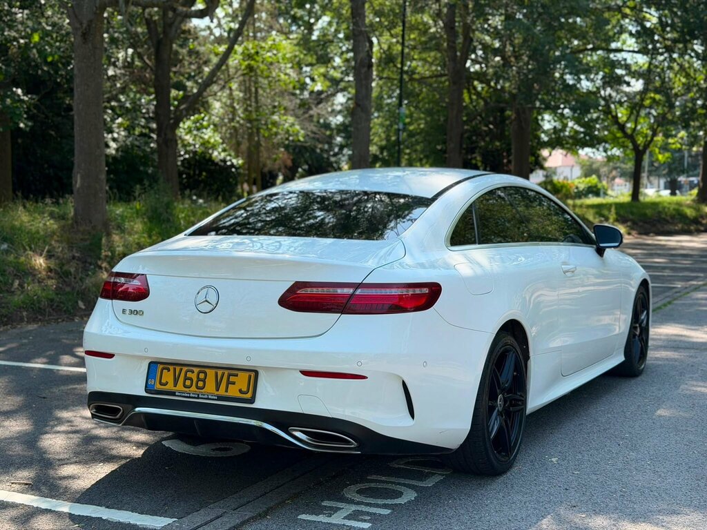 Mercedes-Benz E Class 2.0 E300 Amg Line G-tronic Euro 6 Ss CV68VFJ White #4