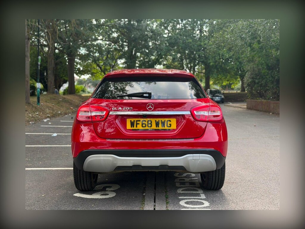 Mercedes-Benz GLA Class 1.6 Gla200 Se Euro 6 Ss Red #4